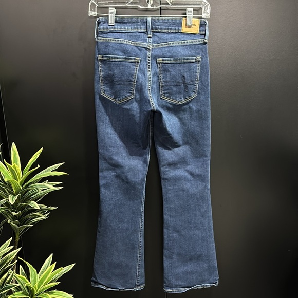 Levi’s Denizen Mid Rise, boot cut, five pocket, belt loop,stretch - Picture 4 of 7
